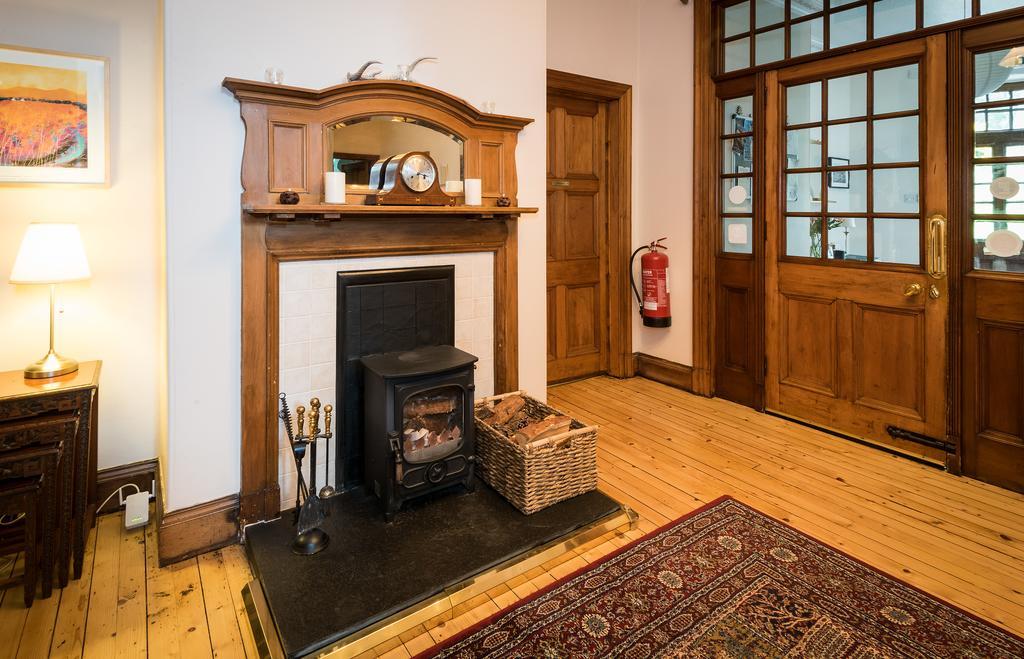 Coig Na Shee Guest House Newtonmore Exterior foto
